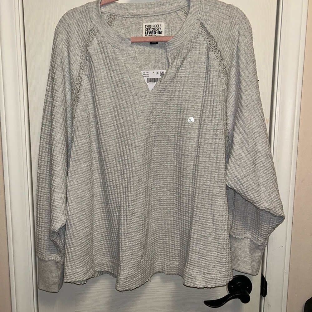 American Eagle Outfitters Light Gray Waffle Knit Sweatshirt